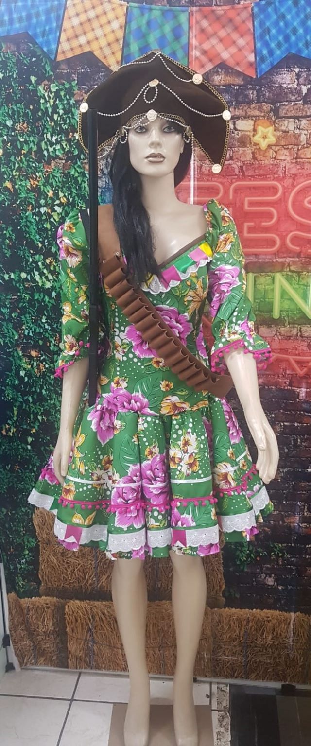 Cangaceira corpete e saia verde floral